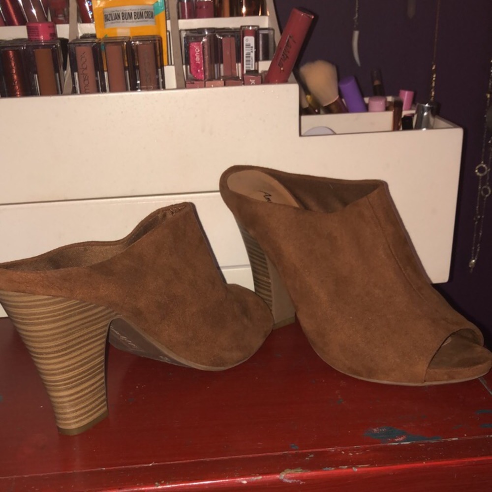 Open toe mules